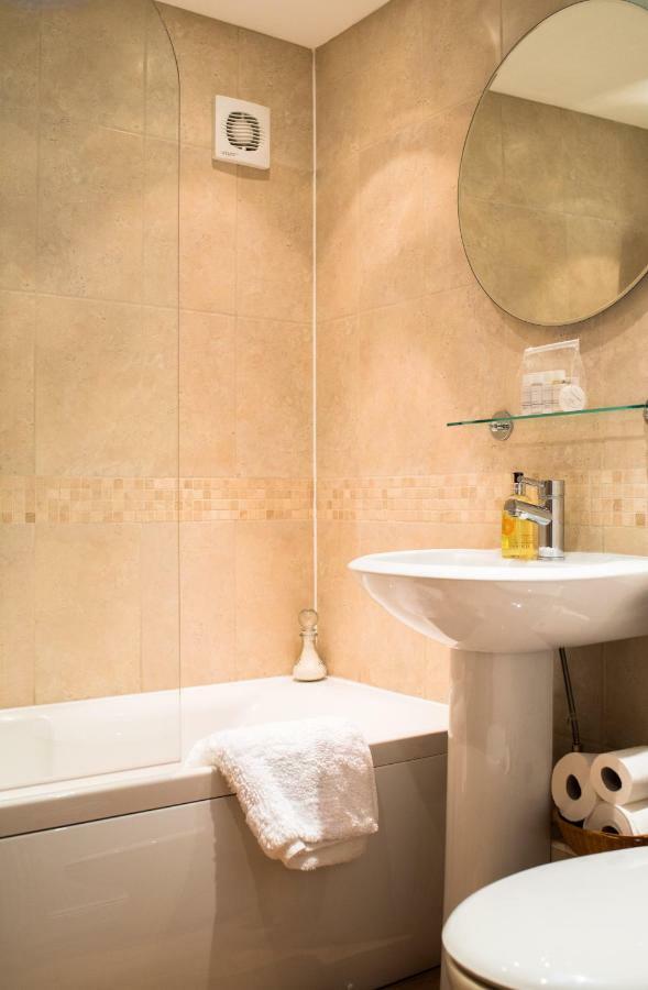 Cotswold Place Cirencester Eksteriør bilde